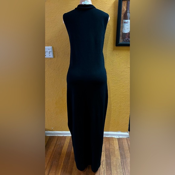 ST -John Evening Gowm size 12 - Picture 3 of 13